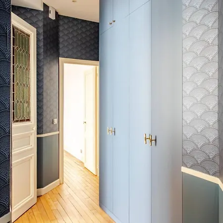 Apartment Very Chic Next To Trocadero And Eiffel Tower